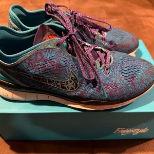 Nike Free 5.0 Doernbecher edition, women’s size 7